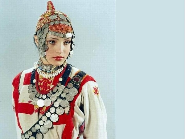 женский русский национальный костюм праздничный | Дзен